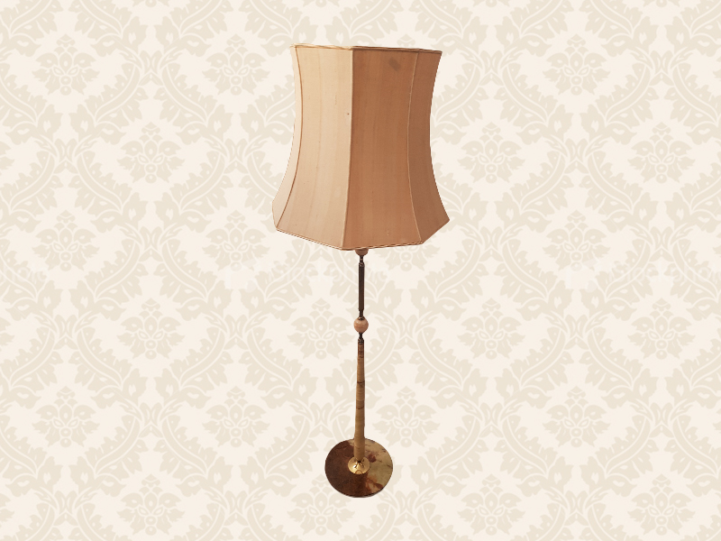Ocuvana stilska lampa