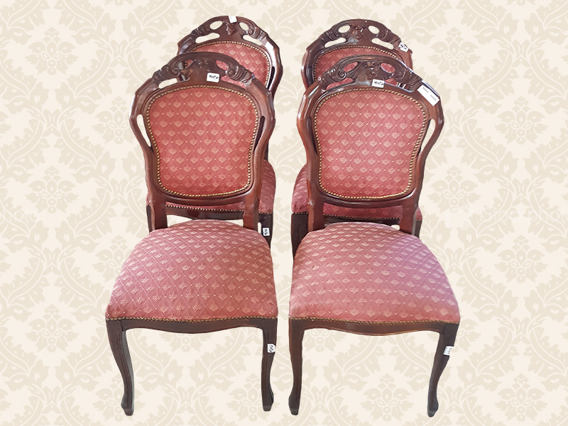 Polovne ocuvane stilske stolice i sto